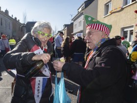 tulpensonntagszug mechernich 2025 wein